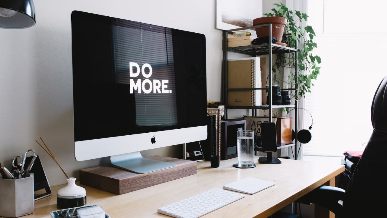 Dedicated Desk