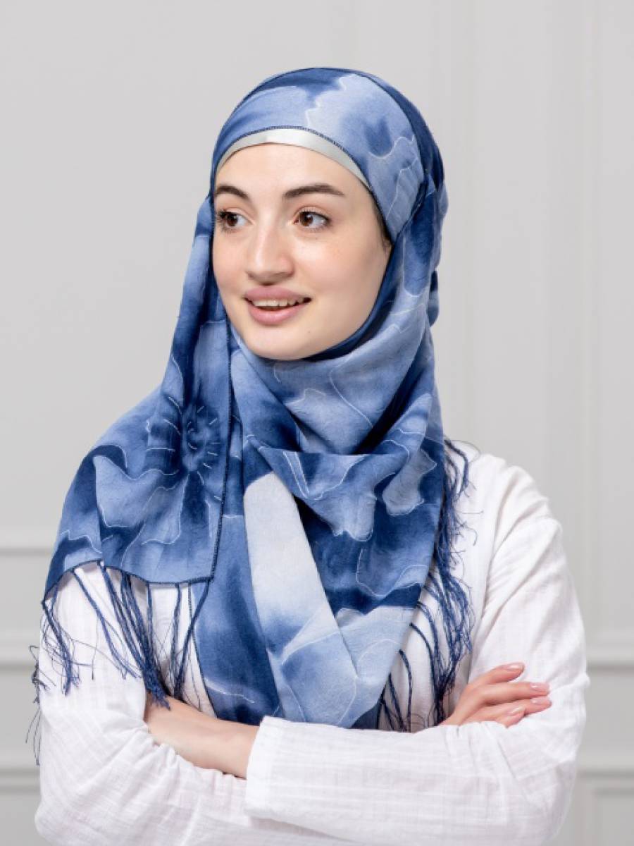 Dr. Aisha Khan